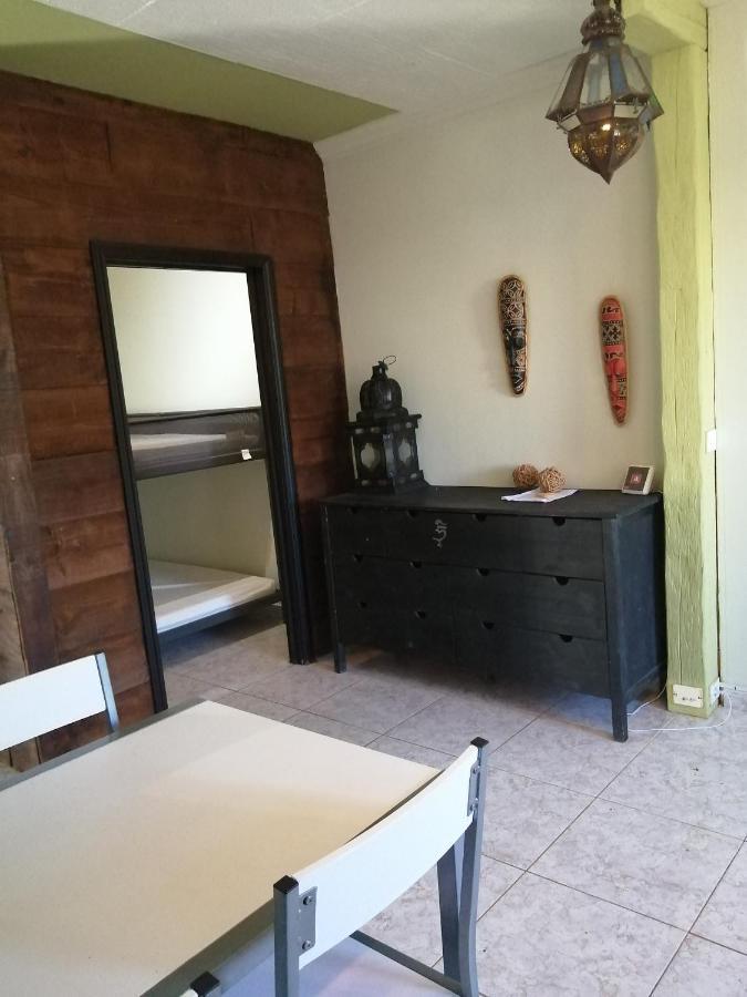 Primavera Appartement Tot 7 Personen Ideaal Voor Backpackers Arona  Exterior foto