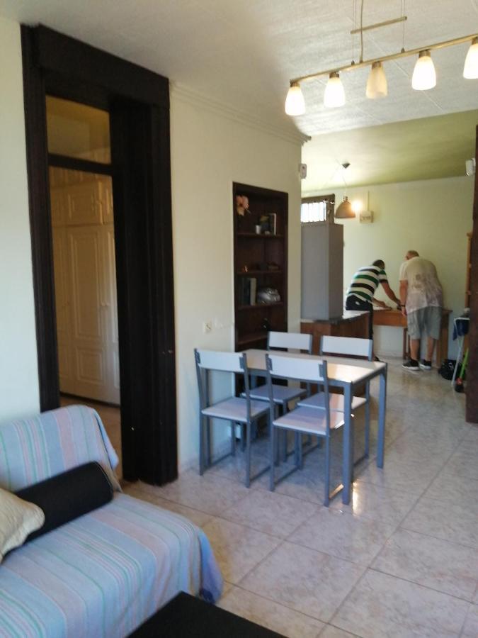 Primavera Appartement Tot 7 Personen Ideaal Voor Backpackers Arona  Exterior foto